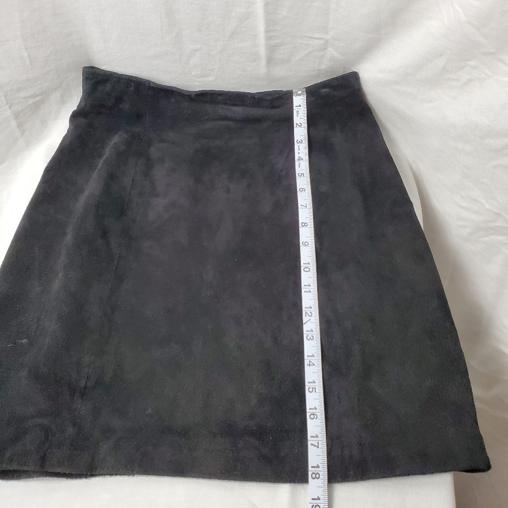 Wilson's Leather Black Suede Mini Skirt Size 10 - Picture 2 of 9